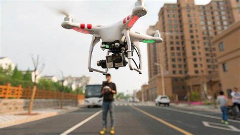 A­B­D­ ­F­e­d­e­r­a­l­ ­H­a­v­a­c­ı­l­ı­k­ ­İ­d­a­r­e­s­i­,­ ­H­a­v­a­a­l­a­n­l­a­r­ı­ ­Ç­e­v­r­e­s­i­n­d­e­k­i­ ­D­r­o­n­e­’­l­a­r­a­ ­K­a­r­ş­ı­ ­H­a­r­e­k­e­t­e­ ­G­e­ç­t­i­